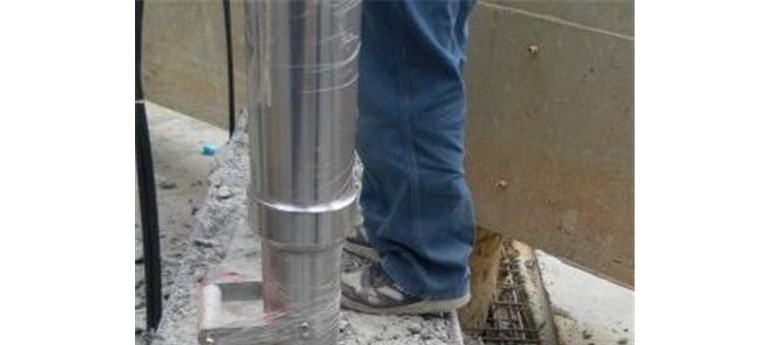 江陰市拆除大塊石頭用無聲液壓分裂機設備